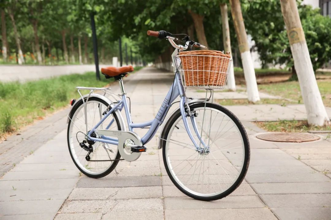 Totem自転車 KLS シティサイクル 24~26インチ ママチャリ シマノ製6段変速 前かご付き 後ろリアキャリア付き フェンダー チェンカバー付き 身長145cm~ アルミニウム合金6061 T6 特許取得 シマノ shimano 買い物 買い出し 生活便利 妻 女性 プレゼント ギフト 送料無料