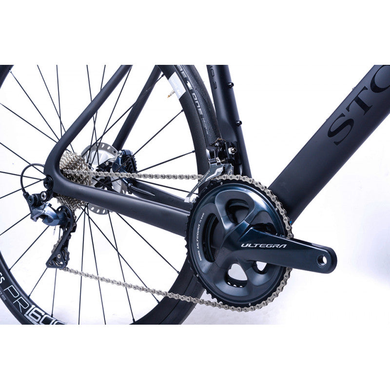 Storck Fascenario 3 Comp Dsic STORCKの最高峰バイク エアロロードバイク エアロロード ロードバイク フレーム カーボン 炭素繊維 マットブラック カラー ストーク ファッシナリオ コンプ ディスク フランクフルト 自転車 ドイツ 送料無料 メーカー直送 7年間保証付き